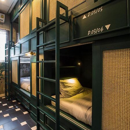 Azure Hostel Бангкок Экстерьер фото